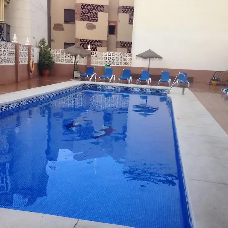 Apartment Seaside Haven: With Terrace Fuengirola