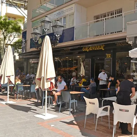 Lägenhet 2 Bedroom 2 Bathroom In The Heart Of With Big Terrace And Free Parking Space Close To Fuengirola
