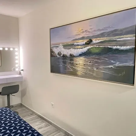 Lägenhet 2 Bedroom 2 Bathroom In The Heart Of With Big Terrace And Free Parking Space Close To